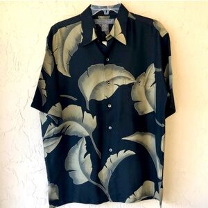 Tori Richard 100% silk shirt black tan floral M